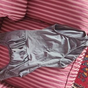 Princess top backless leotard